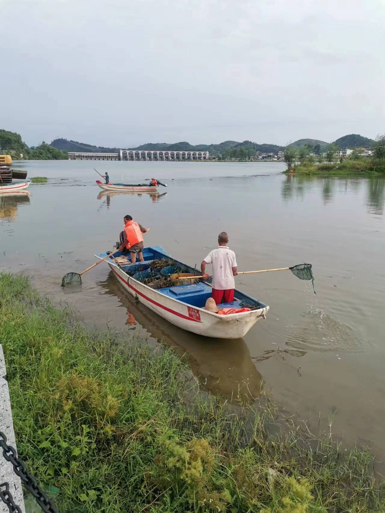 邵阳县塘渡口镇：做好河道保洁 打造美丽家园_邵阳头条网