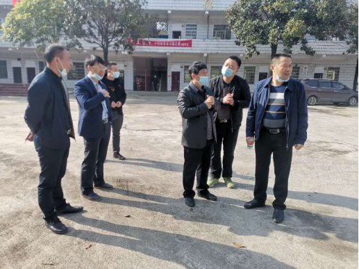 邵阳县教育局副局长刘祥,艾勇为一行调研谷洲镇第二批