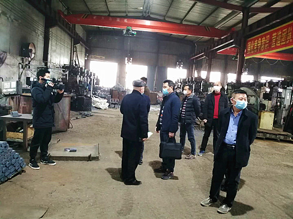 邵阳县科工信局成立团队服务企业稳就业(图1)