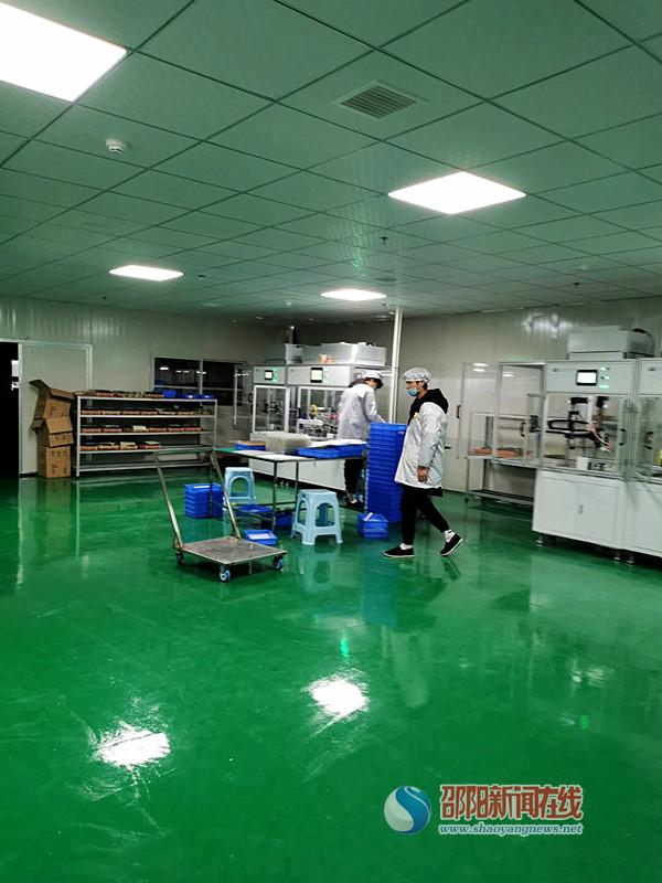 市科技局领导到邵阳县复审高新申报企业(图2)