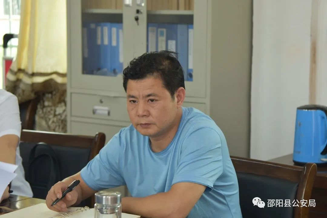 副县长，公安局长徐怀友到塘渡口镇联合村、真如庵村督导扶贫工作(图2)