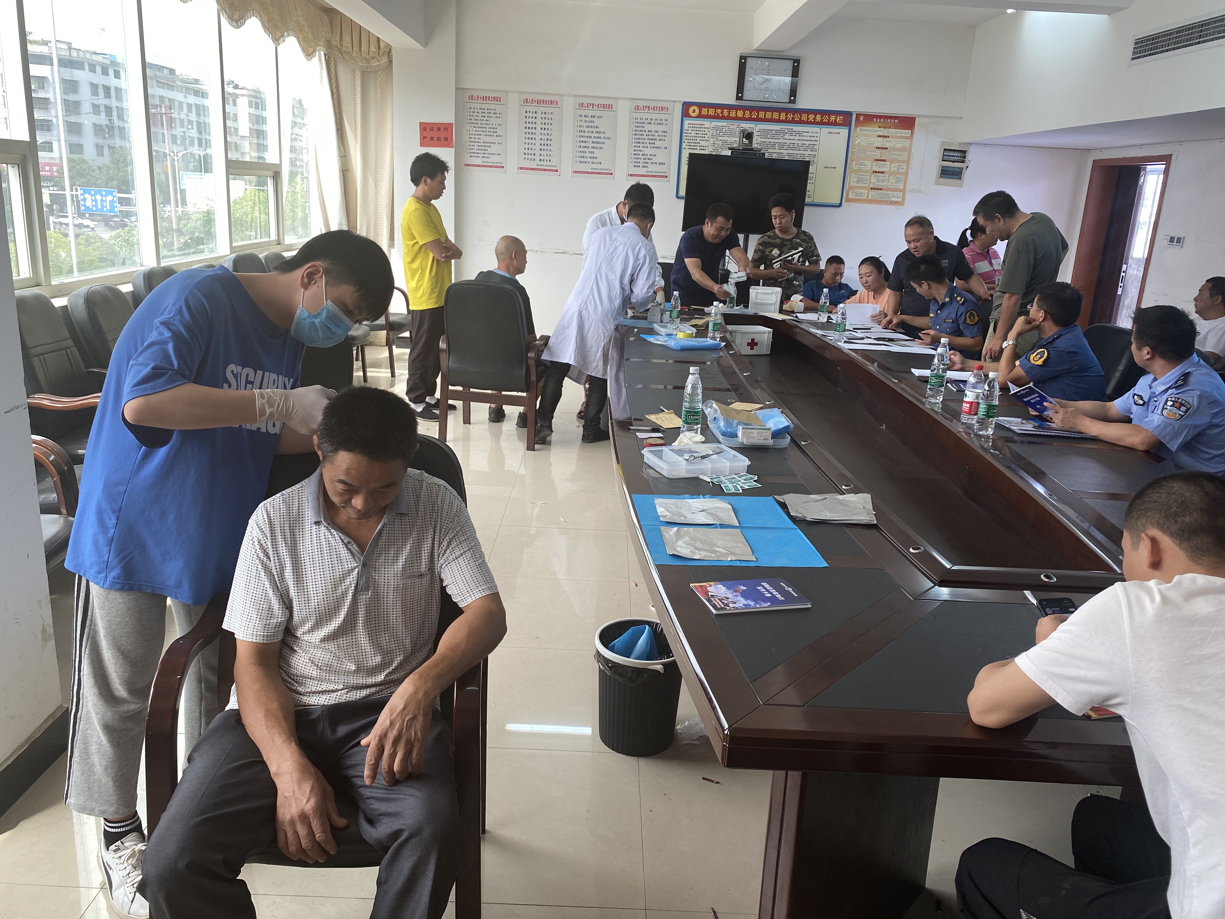 邵阳县交通运输局组织交通运输领域行业从业人员“毒驾”毛发检测排查(图2)
