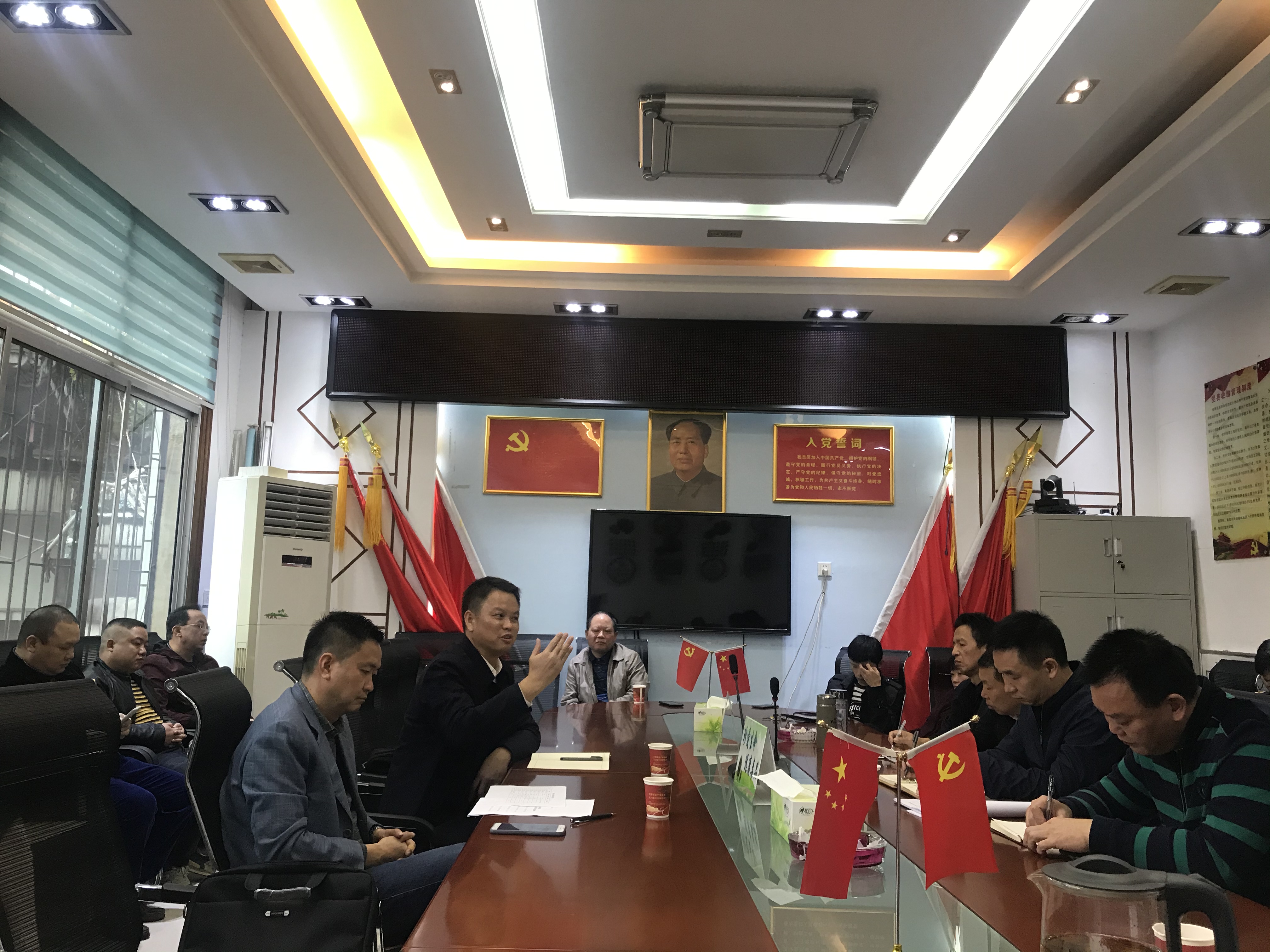 邵阳县科工信局新任局长高志勇履新(图1)