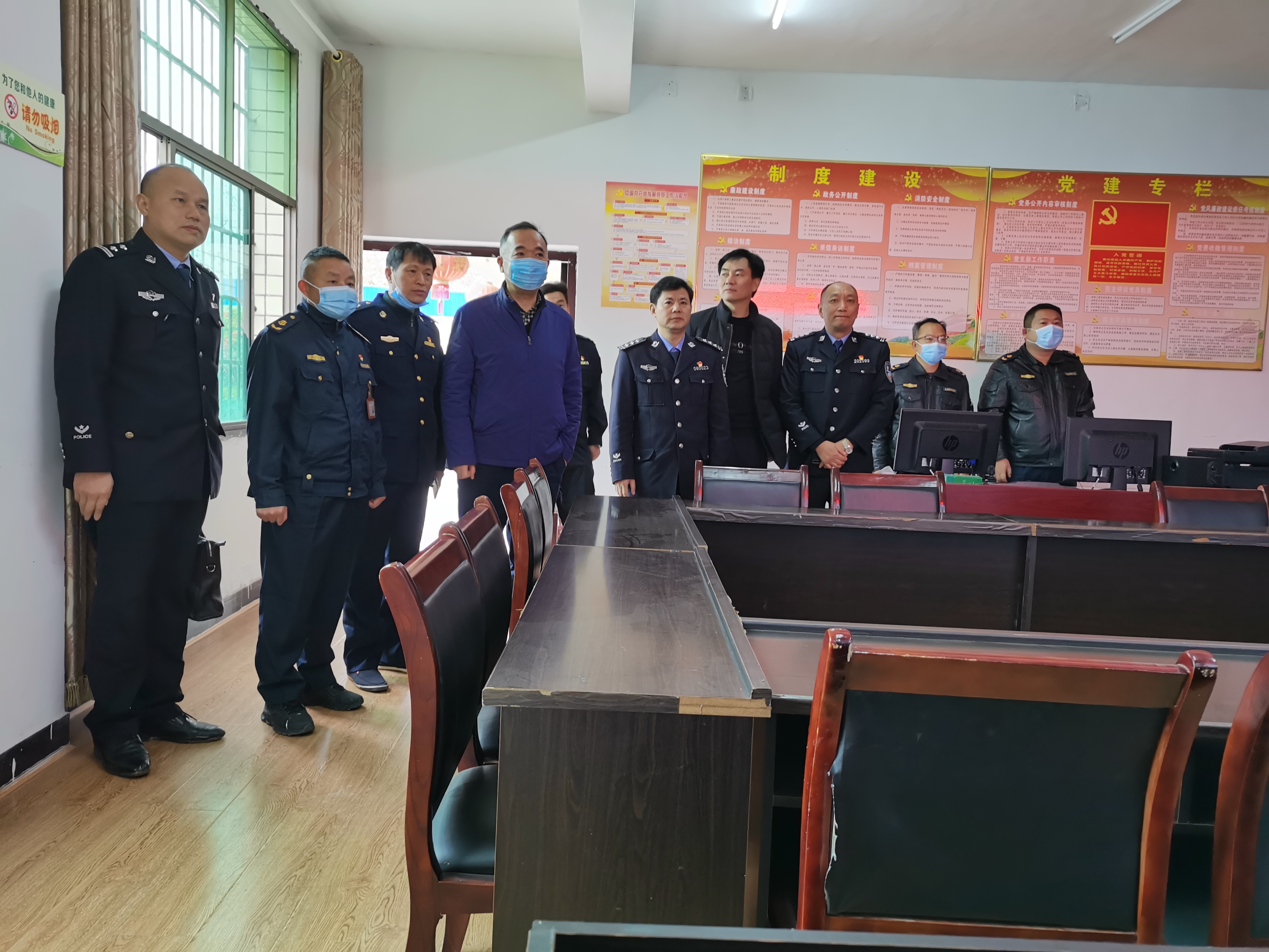 湖南省应急厅胡厅长实地督查邵阳县玉田公路超限检测站治超工作(图2)