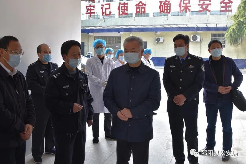 蒋伟同志到两所一中心、看守所督导防疫工作(图3)