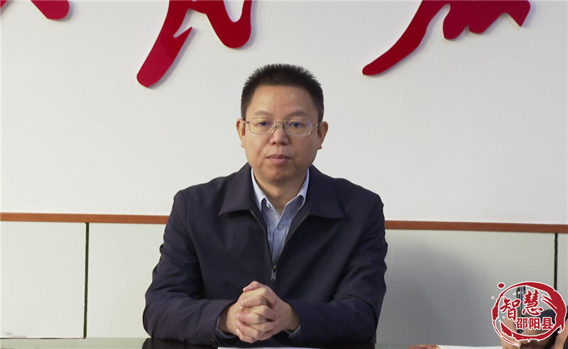 邵阳县政法委召开干部作风建设暨“一争二提三主动”大讨论座谈会(图2)