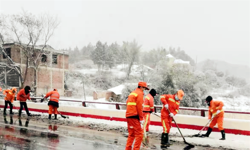 邵阳县交通运输局全力应对雨雪冰冻天气保安全(图3)