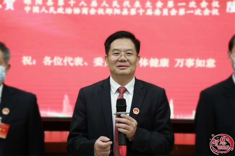 袁胜良、周玉祥率队看望慰问县人大代表和政协委员(图2)