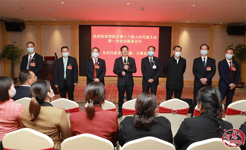 袁胜良、周玉祥率队看望慰问县人大代表和政协委员(图1)