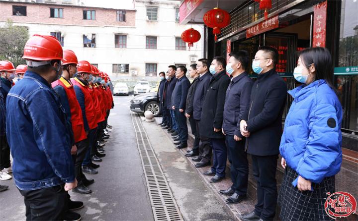 袁胜良走访慰问春节期间一线值守干部职工(图6)