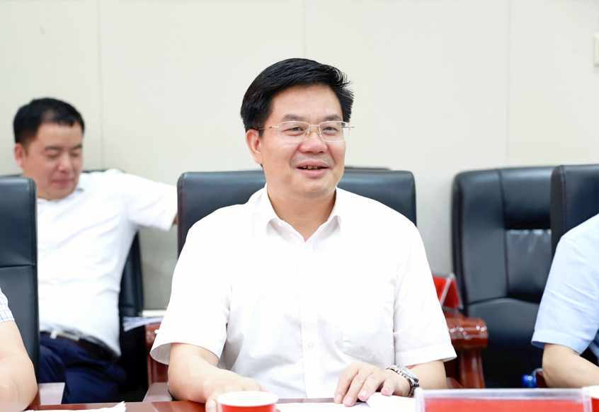 邵阳县召开现代油茶产业试点与示范项目推进暨油茶产业规划评审会(图2)