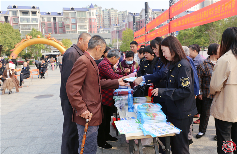 邵阳县开展“3.15国际消费者权益日”活动(图4)