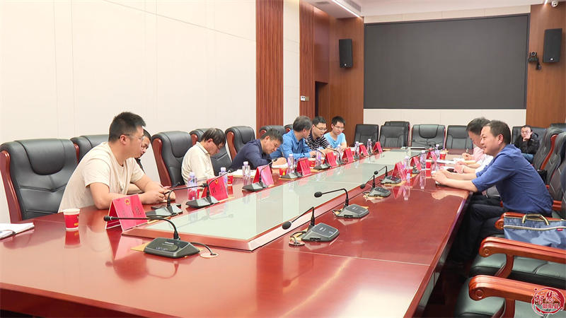 毛学雄来邵阳县走访联系市人大代表(图2)
