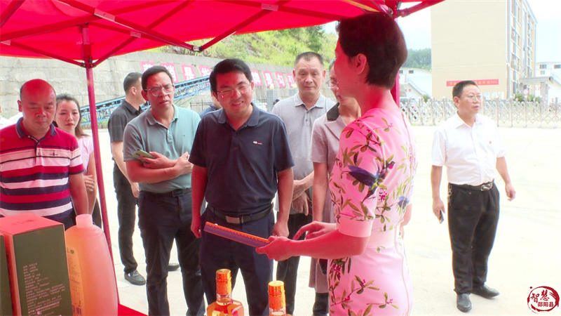 广西德宝县政协到邵阳县考察调研油茶产业(图5)