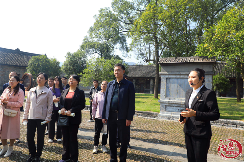 毛学雄到邵阳县参加市人大代表小组主题活动(图2)