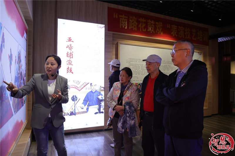 省政协机关组织离退休老同志来邵阳县参观考察(图2)