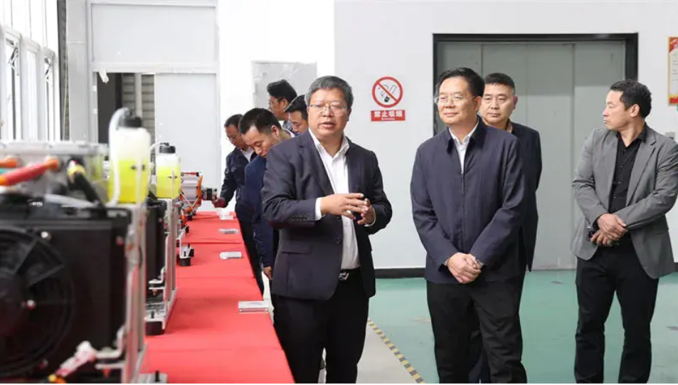 袁胜良带队赴四川省开展招商引资活动(图1)