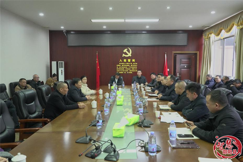 新春上班第一天|袁胜良率队走访看望干部职工(图3)