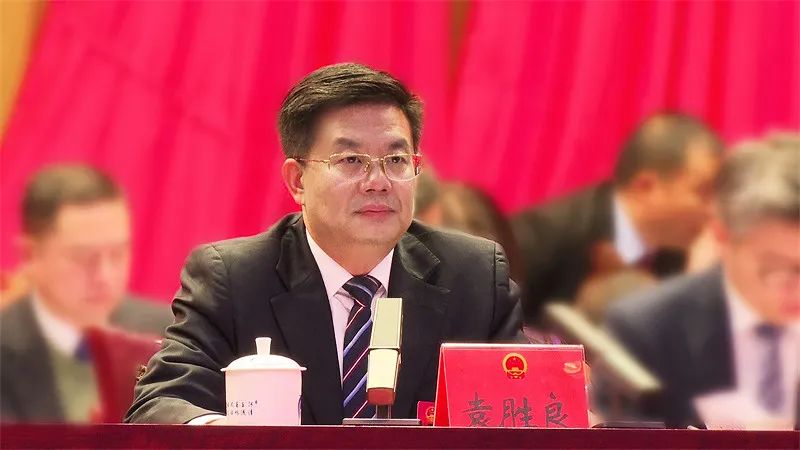 邵阳县第十八届人民代表大会第五次会议开幕(图2)