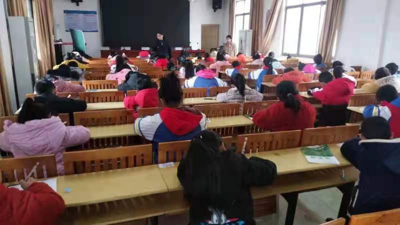 邵阳县塘渡口镇第一完全小学开展学生语文素养大赛